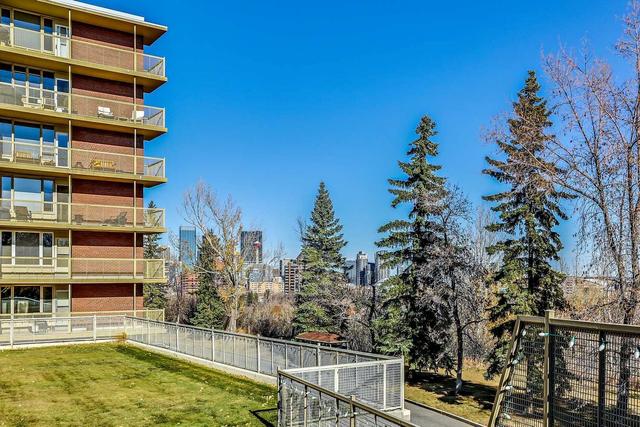 207 - 3316 Rideau Place Sw, Condo with 2 bedrooms, 1 bathrooms and 1 parking in Calgary AB | Image 6
