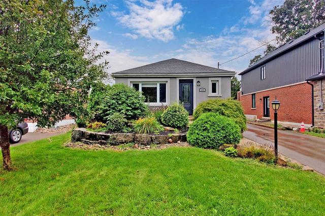524 Regina Dr, House detached with 2 bedrooms, 2 bathrooms and 6 parking in Burlington ON | Image 22
