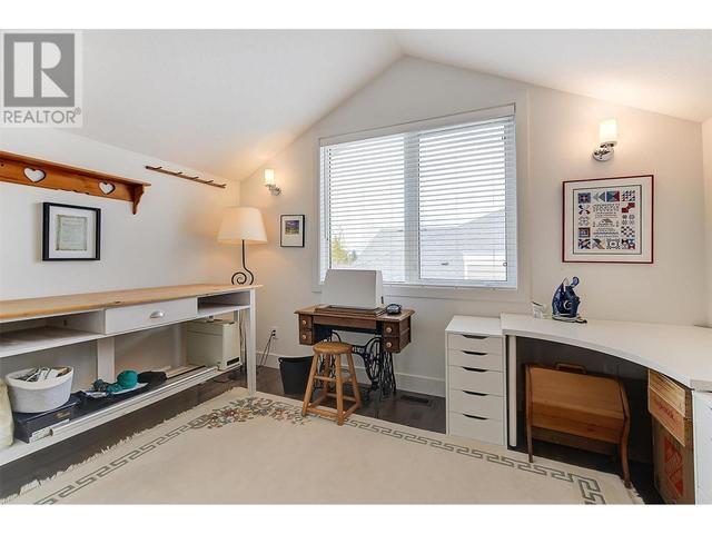 70 - 1960 Klo Road, House detached with 3 bedrooms, 2 bathrooms and 2 parking in Kelowna BC | Image 42