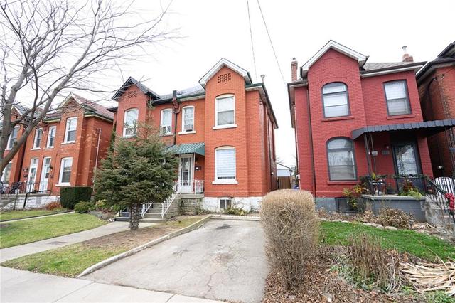 173 Oak Avenue, House semidetached with 3 bedrooms, 1 bathrooms and 1 parking in Hamilton ON | Image 35