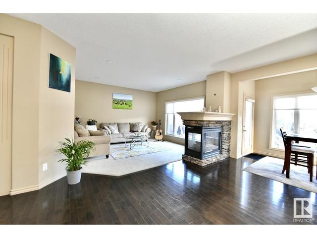 334 Callaghan Cl Sw, House detached with 6 bedrooms, 3 bathrooms and null parking in Edmonton AB | Image 6