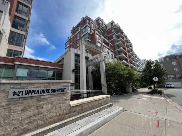 108 - 1 Upper Duke Cres, Condo with 2 bedrooms, 2 bathrooms and 1 parking in Markham ON | Card Image