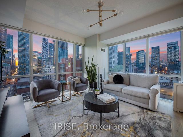 1203 - 112 George St, Condo with 1 bedrooms, 1 bathrooms and 1 parking in Toronto ON | Image 1