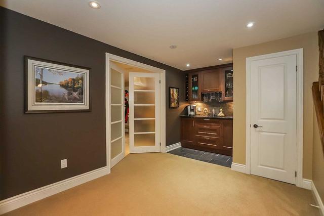 1195 Half Moon Lane, House detached with 3 bedrooms, 2 bathrooms and 5 parking in Oakville ON | Image 25
