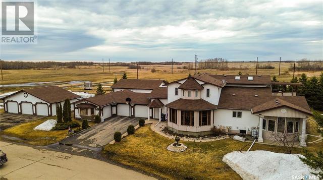 114 Cedar Crescent, House detached with 6 bedrooms, 3 bathrooms and null parking in Churchbridge SK | Image 1