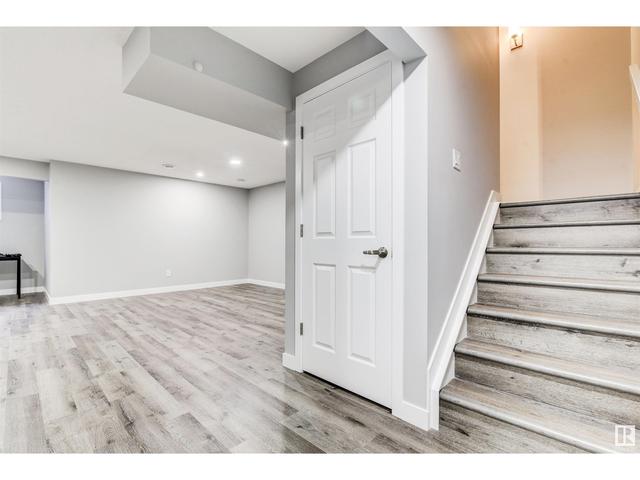 1815 Dumont Cr Sw, House detached with 3 bedrooms, 3 bathrooms and null parking in Edmonton AB | Image 24