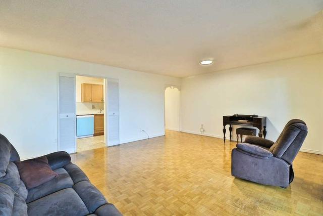 408 - 1535 Lakeshore Rd E, Condo with 3 bedrooms, 2 bathrooms and 1 parking in Mississauga ON | Image 35