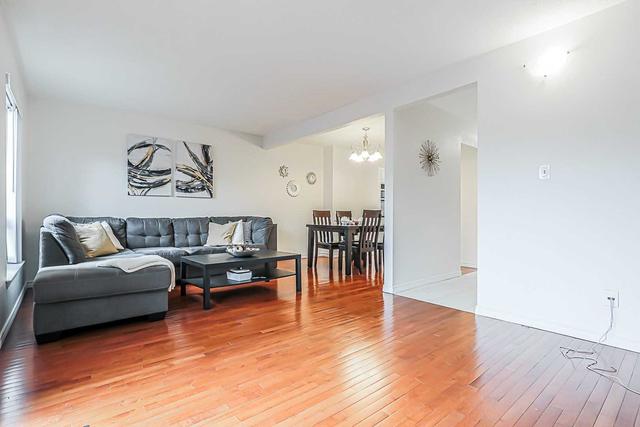 801 Military Tr, Townhouse with 3 bedrooms, 3 bathrooms and 1 parking in Toronto ON | Image 11