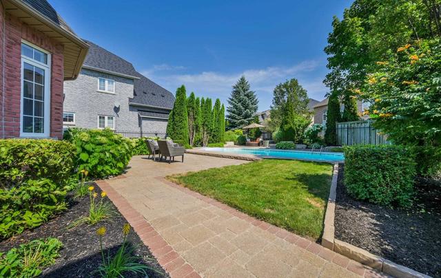 3 Sean Crt, House detached with 4 bedrooms, 4 bathrooms and 6 parking in Whitby ON | Image 21