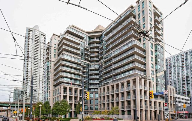 809 - 410 Queens Quay W, Condo with 2 bedrooms, 1 bathrooms and 1 parking in Toronto ON | Image 1