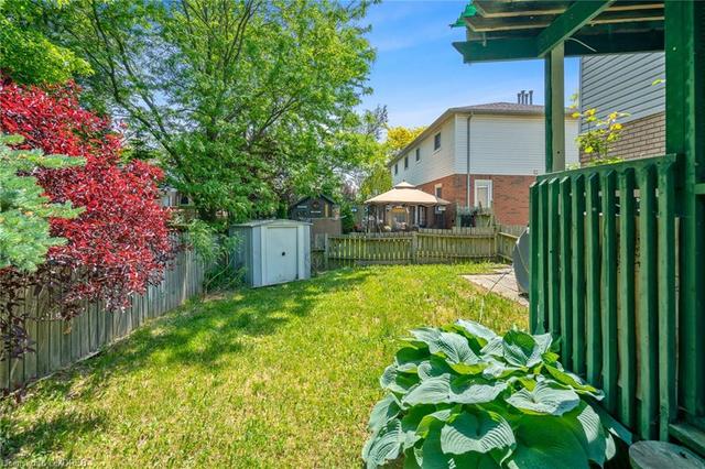81 Summers Drive, House attached with 3 bedrooms, 1 bathrooms and 2 parking in Thorold ON | Image 2