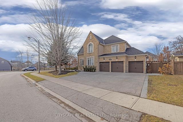 73 Louvain Dr, House detached with 4 bedrooms, 4 bathrooms and 7 parking in Brampton ON | Image 1