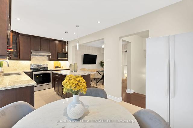 11 Stonedale Plwy, Townhouse with 3 bedrooms, 3 bathrooms and 2 parking in Toronto ON | Image 14