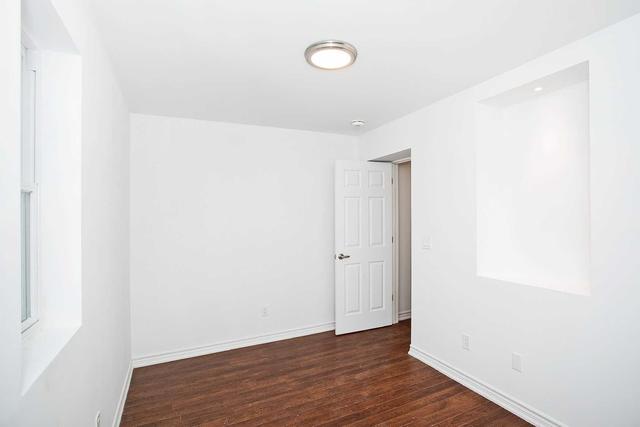 2nd flr - 1116 College St, House attached with 3 bedrooms, 2 bathrooms and 0 parking in Toronto ON | Image 11