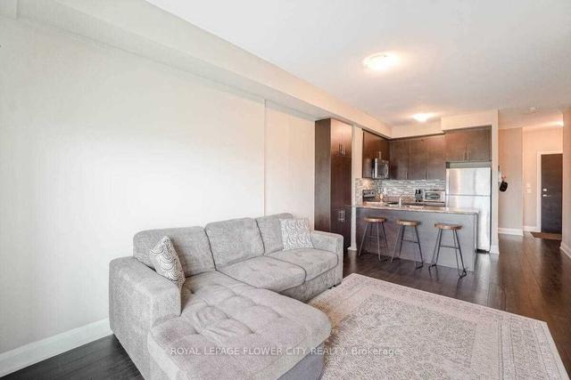 305 - 55 Yorkland Blvd, Condo with 1 bedrooms, 2 bathrooms and 2 parking in Brampton ON | Image 7