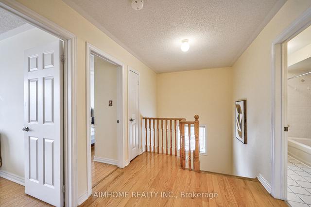 51 Lucien St, House detached with 4 bedrooms, 4 bathrooms and 6 parking in Markham ON | Image 16