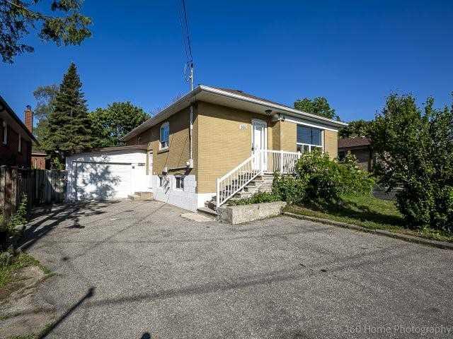 300 Morningside Ave, House detached with 3 bedrooms, 2 bathrooms and 6 parking in Toronto ON | Image 1