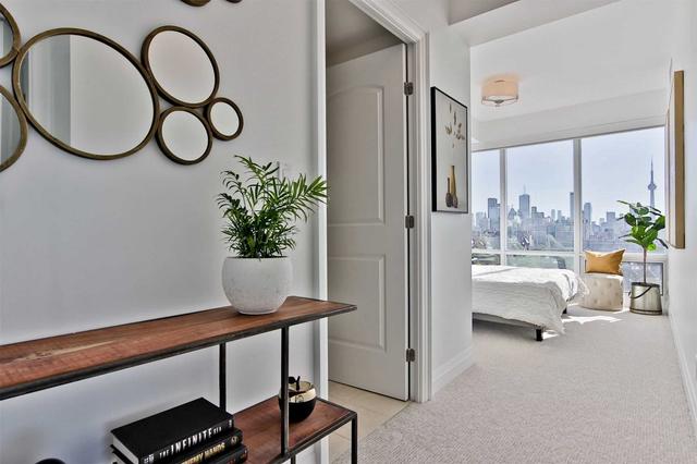 1702 - 1 Bedford Rd, Condo with 2 bedrooms, 3 bathrooms and 1 parking in Toronto ON | Image 27
