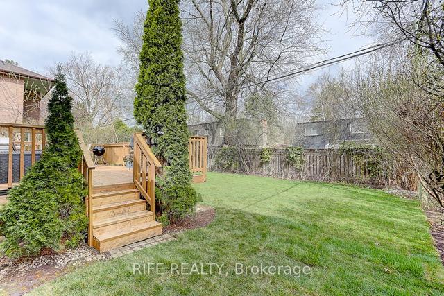 32 Grangemill Cres, House detached with 3 bedrooms, 4 bathrooms and 4 parking in Toronto ON | Image 23