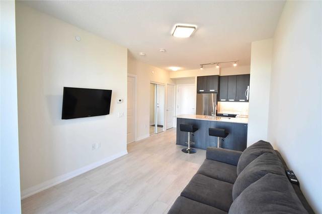 2812 - 35 Watergarden Dr, Condo with 1 bedrooms, 1 bathrooms and 1 parking in Mississauga ON | Image 7