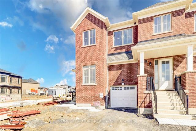 1980 Lowry Dr, House attached with 4 bedrooms, 3 bathrooms and 2 parking in Oshawa ON | Image 23