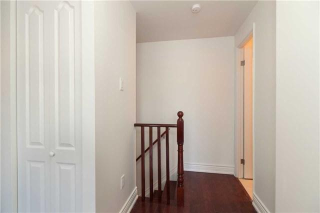 1127 Finch Ave E, Townhouse with 3 bedrooms, 4 bathrooms and null parking in Toronto ON | Image 16