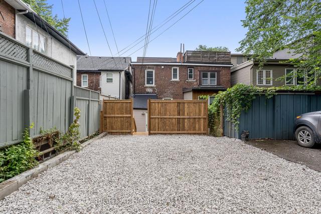 726 Logan Ave, House semidetached with 3 bedrooms, 2 bathrooms and 2 parking in Toronto ON | Image 15