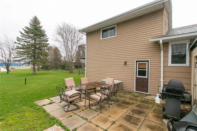2055 9th Avenue E, House detached with 4 bedrooms, 3 bathrooms and 7 parking in Owen Sound ON | Image 36