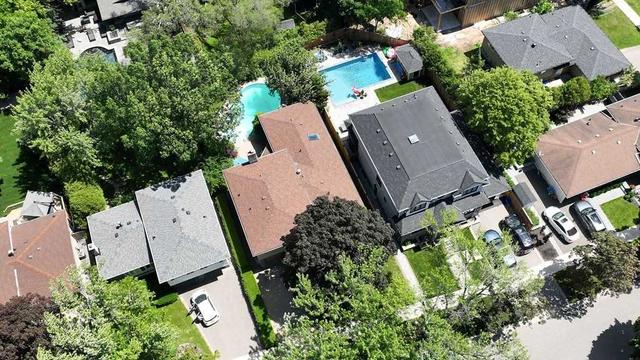 449 Caesar Ave, House detached with 6 bedrooms, 3 bathrooms and 3 parking in Oakville ON | Image 29