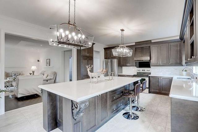 3 Ivy Glen Dr, House detached with 5 bedrooms, 4 bathrooms and 6 parking in Vaughan ON | Image 26