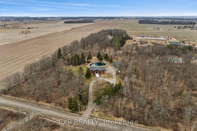 539 Sawmill Rd, House detached with 3 bedrooms, 3 bathrooms and 26 parking in Pelham ON | Image 1