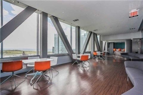 642A - 15 Iceboat Terr, Condo with 1 bedrooms, 1 bathrooms and null parking in Toronto ON | Image 7