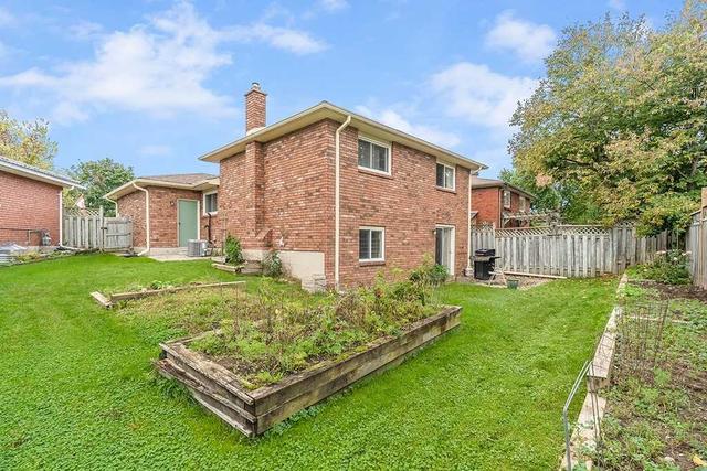 57 Buchanan St, House detached with 3 bedrooms, 2 bathrooms and 4 parking in Barrie ON | Image 20