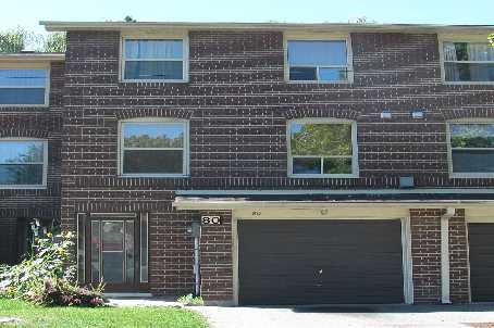 80 Edenborough Dr, Townhouse with 3 bedrooms, 2 bathrooms and 3 parking in Brampton ON | Image 1