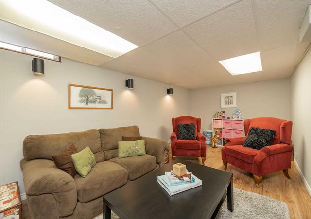 865 Gentry Cres, House attached with 3 bedrooms, 2 bathrooms and 2 parking in Oshawa ON | Image 21