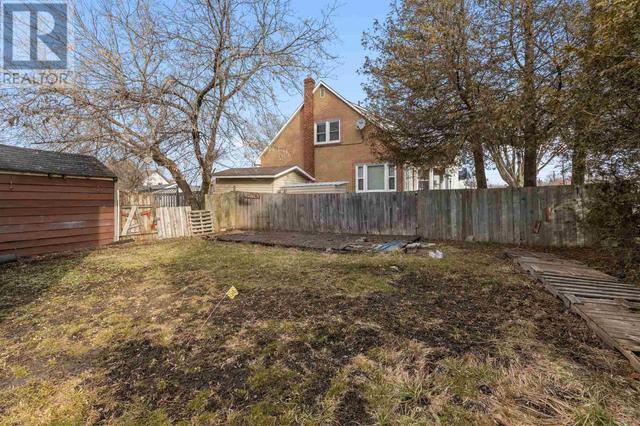 91 Spruce St, House detached with 2 bedrooms, 1 bathrooms and null parking in Sault Ste. Marie ON | Image 21