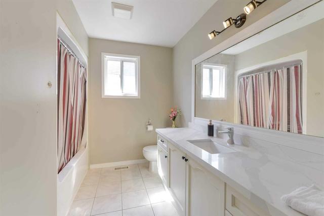 52 Milson Cres, House detached with 4 bedrooms, 3 bathrooms and 2 parking in Guelph ON | Image 14