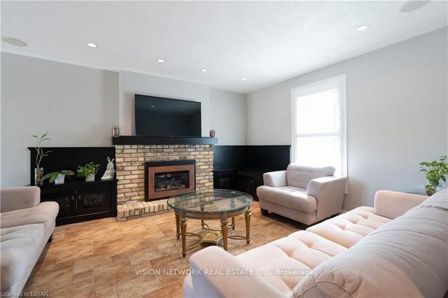 1386 Hastings Dr, House detached with 3 bedrooms, 3 bathrooms and 4 parking in London ON | Image 33