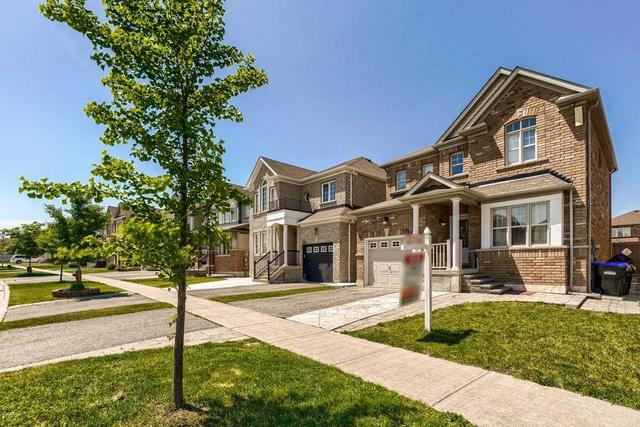 730 Miller Park Ave, House detached with 3 bedrooms, 3 bathrooms and 4 parking in Bradford West Gwillimbury ON | Image 23