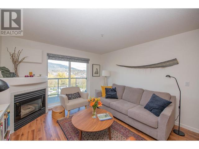 307 - 3221 Centennial Drive, Condo with 2 bedrooms, 2 bathrooms and null parking in Vernon BC | Image 4