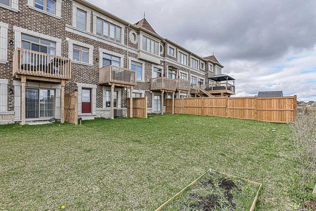 104 Sunset Terr, House attached with 3 bedrooms, 4 bathrooms and 2 parking in Vaughan ON | Image 27