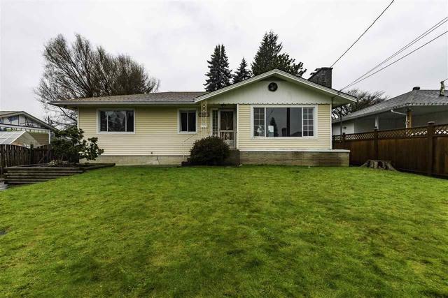 46541 Cedar Avenue, House detached with 4 bedrooms, 2 bathrooms and null parking in Chilliwack BC | Card Image