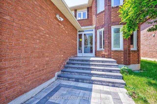 28 Mandel Cres, House detached with 4 bedrooms, 3 bathrooms and 5 parking in Richmond Hill ON | Image 23