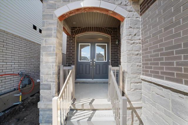 216 Longboat Run W, House detached with 4 bedrooms, 4 bathrooms and 4 parking in Brantford ON | Image 12