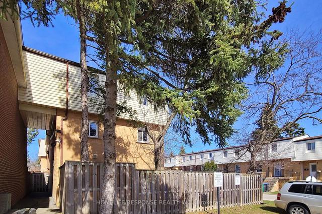 23 - 3175 Kirwin Ave, Townhouse with 4 bedrooms, 3 bathrooms and 3 parking in Mississauga ON | Image 32