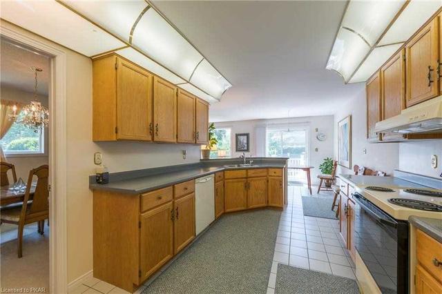 1703 Pinehill Dr, House detached with 3 bedrooms, 3 bathrooms and 6 parking in Peterborough ON | Image 37