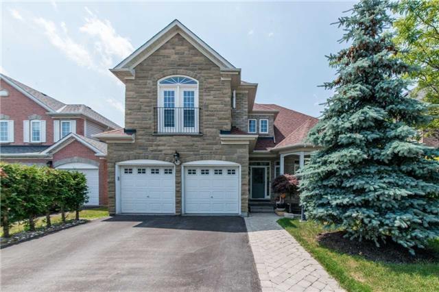 1032 Mcquay Blvd, House detached with 4 bedrooms, 4 bathrooms and 4 parking in Whitby ON | Image 1