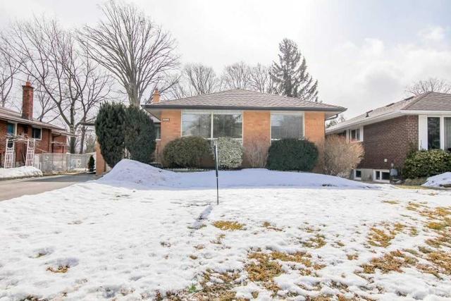3604 Queenston Dr, House detached with 3 bedrooms, 2 bathrooms and 7 parking in Mississauga ON | Image 1