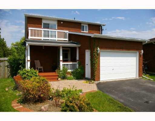 61 Buchanan St, House detached with 2 bedrooms, 3 bathrooms and null parking in Barrie ON | Image 1
