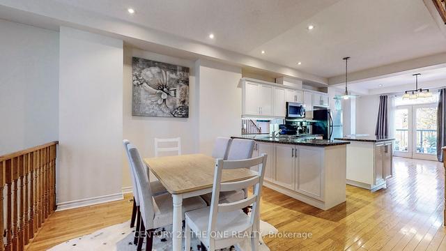 126b Finch Ave W, House attached with 3 bedrooms, 3 bathrooms and 2 parking in Toronto ON | Image 23